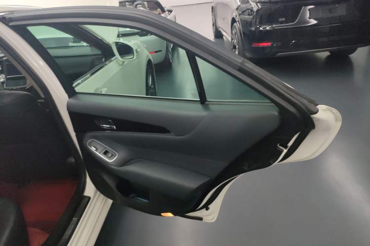 Used Toyota Crown 2015 2.5L Smart Edition
