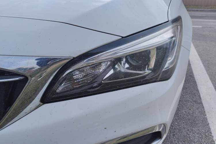 Used Buick Verano 2018 Sedan 15S Automatic Leading Model
