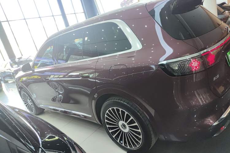 Used Hima AITO M8 2025 Extended-Range Ultra Version 53.4 kWh 5-Seater Edition