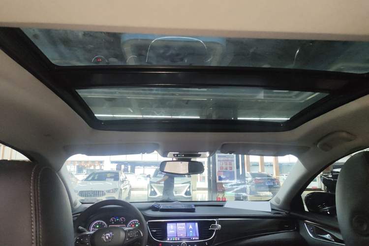 Used Buick LaCrosse 2022 652T Luxury Version
