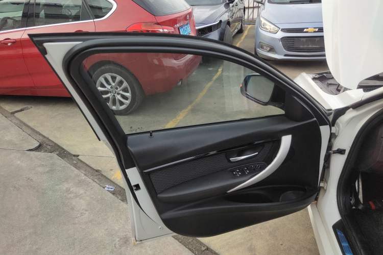 Used BMW 3 Series 2017 320i M Sport
