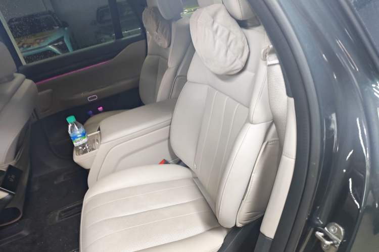 Used Nio ES8 2023 100kWh