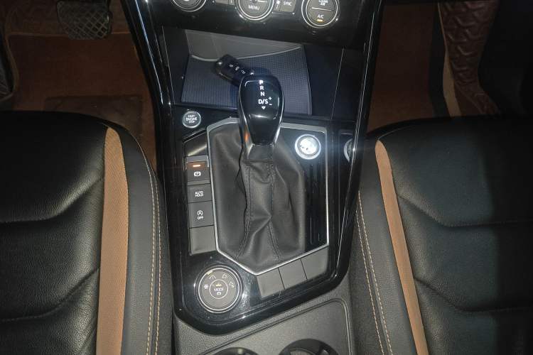 Used Volkswagen Tayron 2019 330TSI Four-Wheel Drive Luxury Version China V Standard