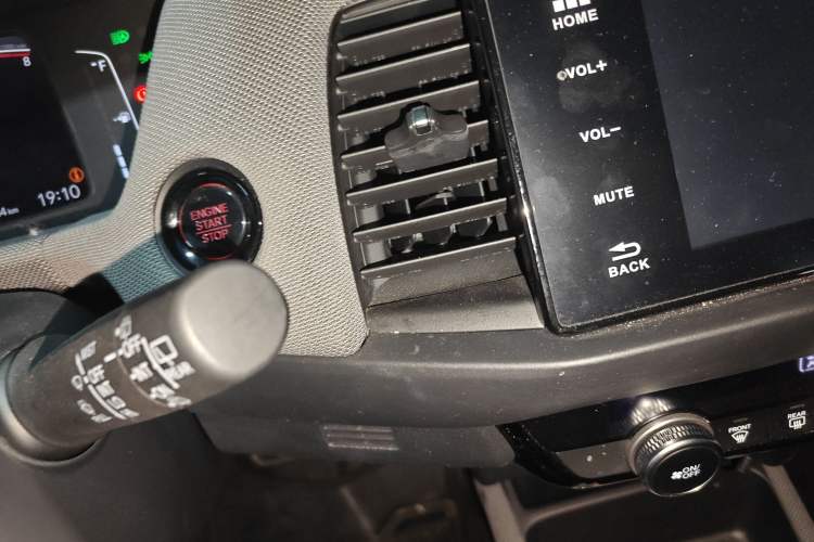 Used Honda LIFE 2023 1.5L CVT SPO-SS Dynamic Edition
