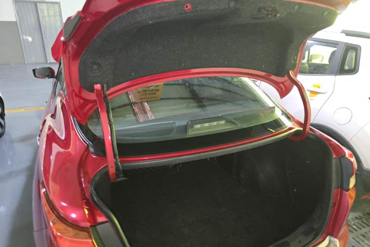 Used Nissan Lannia 2016 1.6L CVT Smart Cool Edition