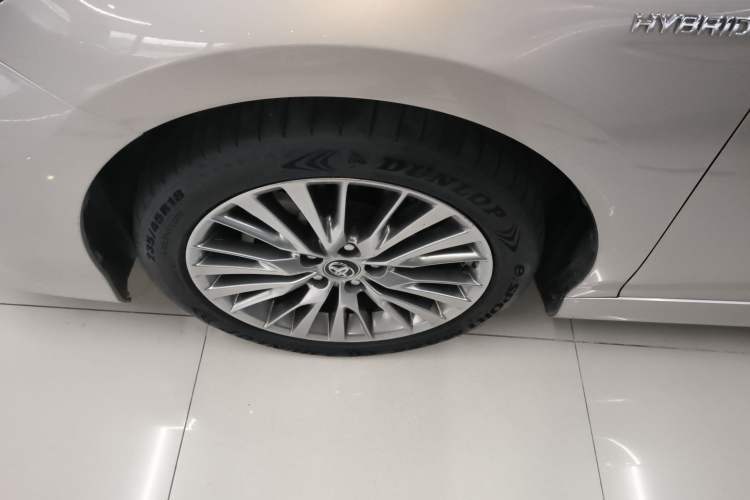 Used Toyota Camry 2019 Dual-Engine 2.5 HG Luxury Edition China VI Standard