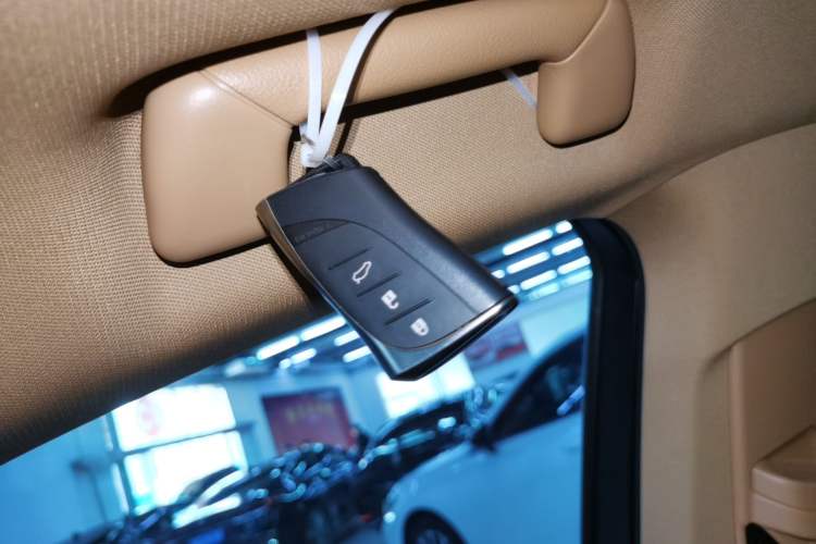 Used Lexus ES 2022 200 Excellence Edition