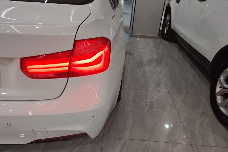 Used BMW 3 Series 2018 320i M Sport Package
