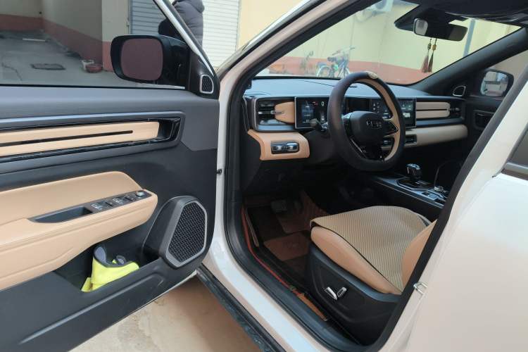 Used Geely Auto icon 2023 1.5TD Chocolate Luxe Edition
