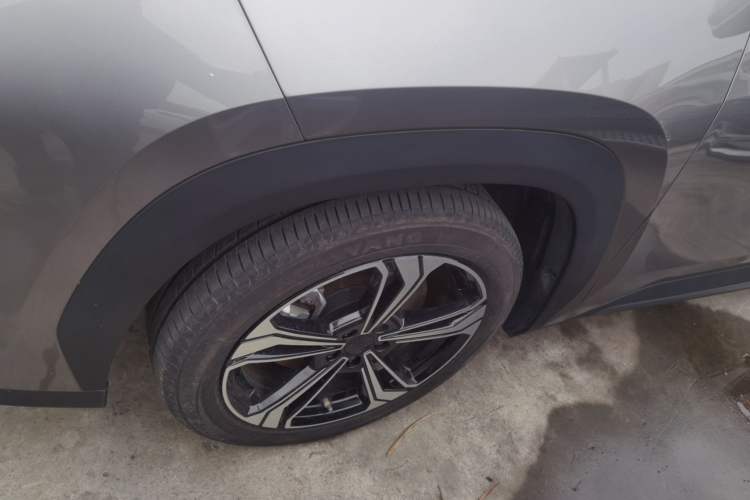 Used  L7 2025 EM-i 115km Exploration+ Edition