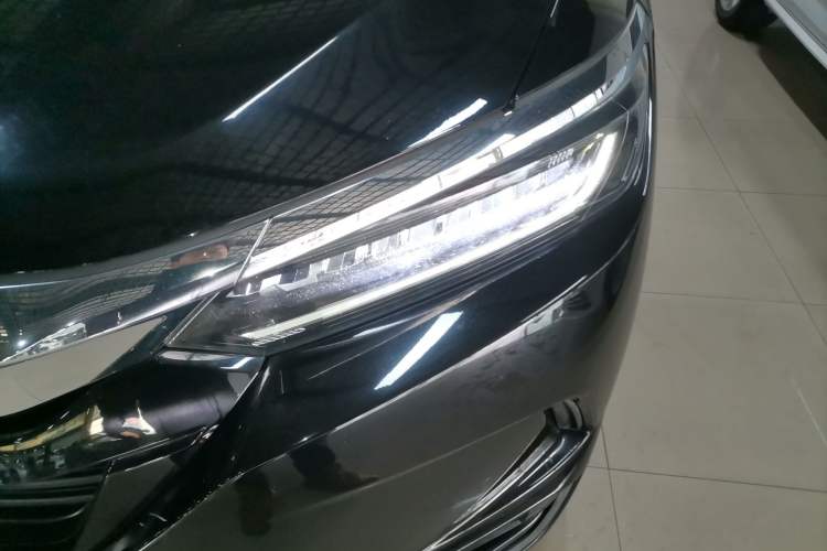 Used Honda Breeze 2020 Rui Hybrid 2.0L Two-Wheel Drive Rui Luxury Edition
