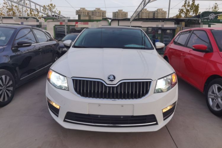 Used Skoda Octavia 2017 1.6L Automatic Smart Drive Edition