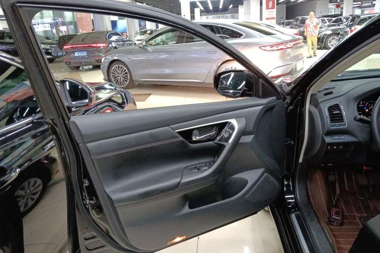 Used Nissan Teana 2016 Revised Version 2.0L XL Comfort Edition
