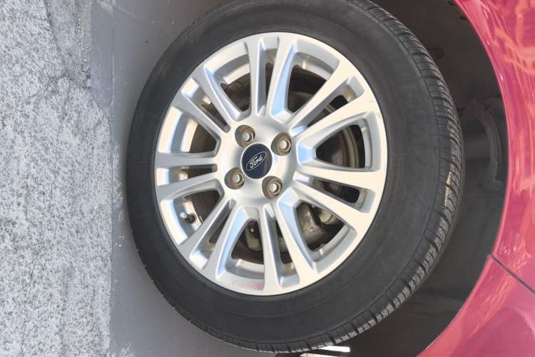 Used Ford Fiesta 2013 Hatchback 1.5L Automatic Fashion Edition