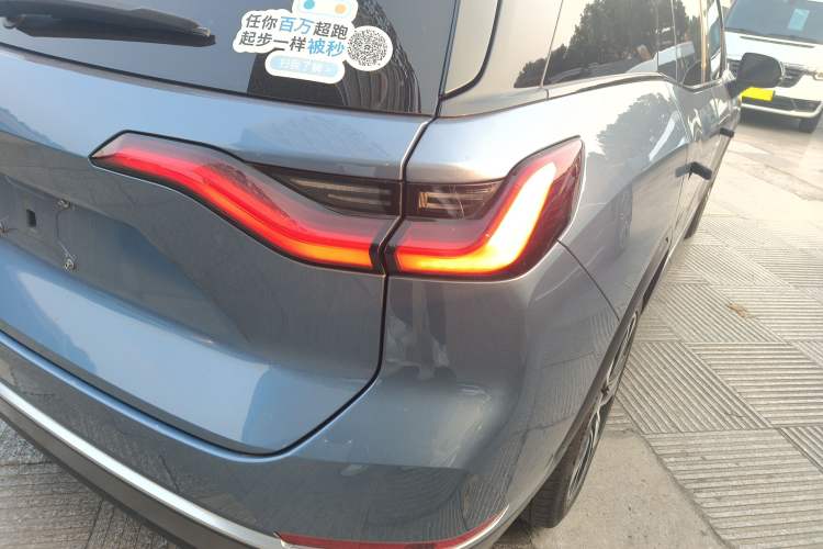 Used Nio ES8 2020 415 km Signature Edition 6-Seater Version
