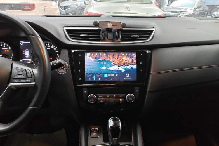 Used Nissan Qashqai 2022 2.0L CVT XV Premier Luxury Edition
