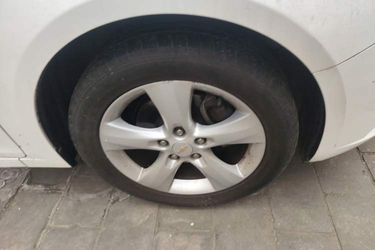 Used Chevrolet Cruze 2013 Hatchback 1.6T Automatic Flagship Model