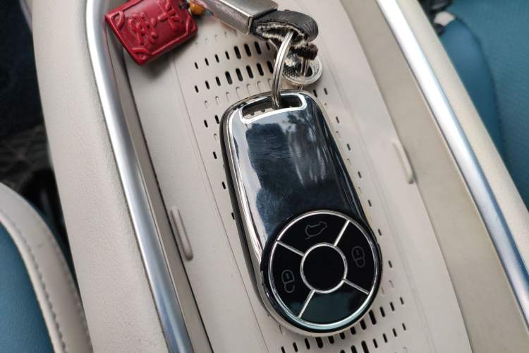 Used ORA Good Cat 2023 401 km Standard Range Premium Version Lithium Iron Phosphate