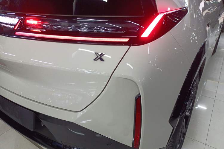 Used Zeekr X 2025 5-Seater Four-Wheel Drive Sport Version
