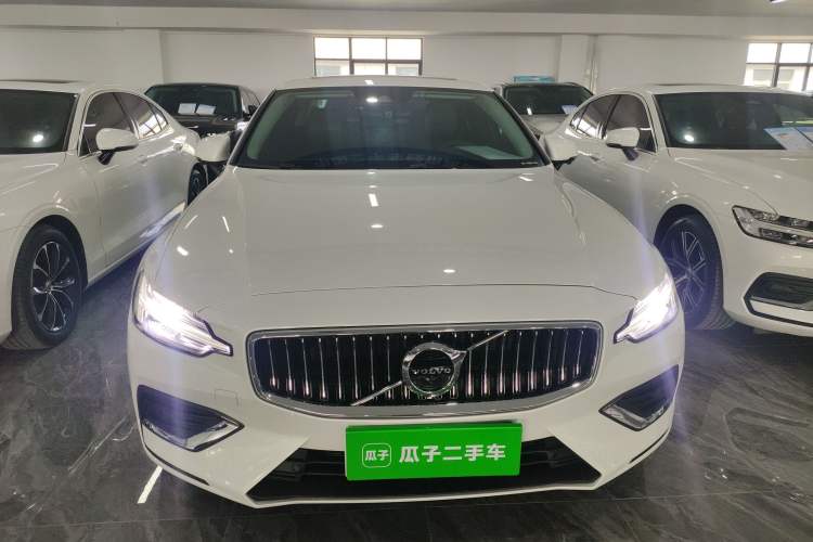 Used Volvo S60 2022 B4 Zhiyi Luxury Edition