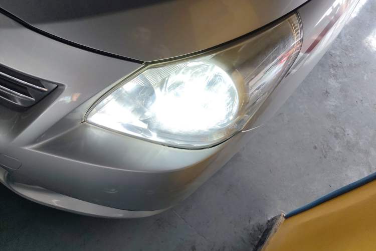 Used Toyota Verso 2014 Starlight 180E CVT Elite Edition
