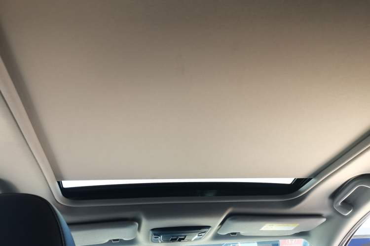 Used Honda Vezel 2020 1.5L CVT Elite Edition
