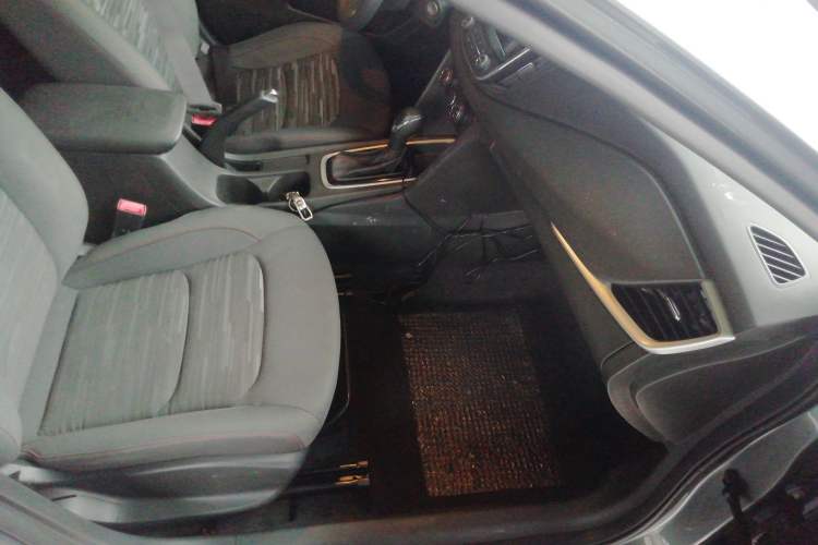 Used Chevrolet Monza 2019 Redline 320T Dual-Clutch Joyful Edition China VI Standard