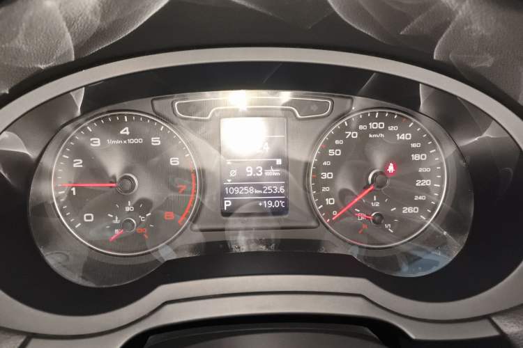 Used Audi Q3 2016 35 TFSI Collection Edition Comfort Model