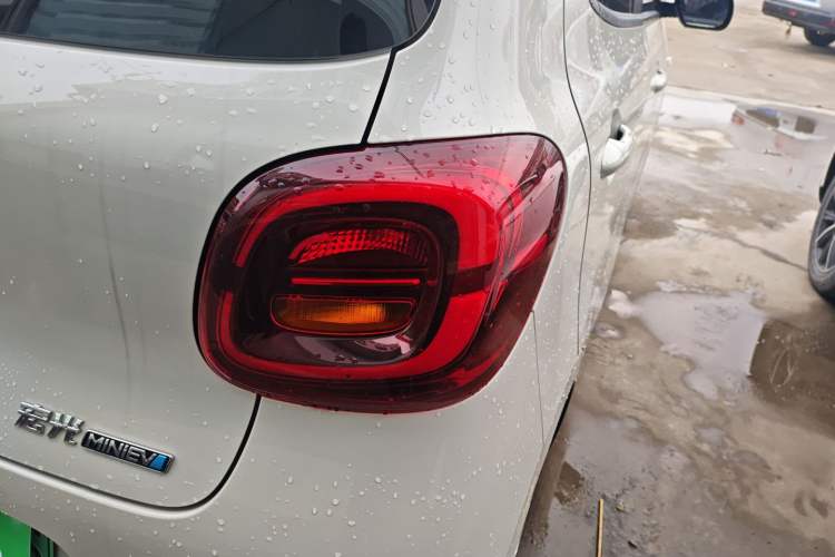 Used Wuling Hongguang MINIEV 2025 Four-Door Version Advanced Edition