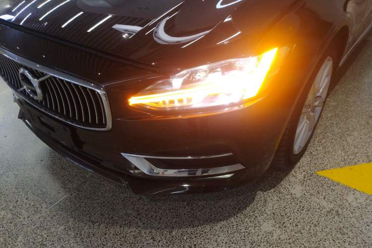 Used Volvo S90 2020 T5 Zhiyi Luxury Edition
