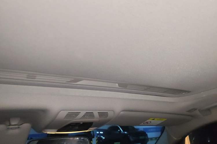 Used BMW 3 Series 2017 320Li Fashion Model
