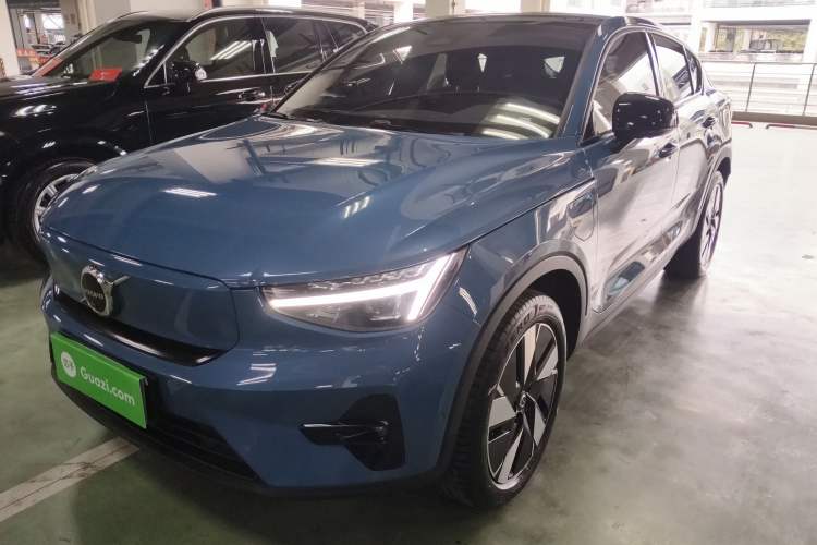 Used Volvo C40 2024 Long-Range PRO Version