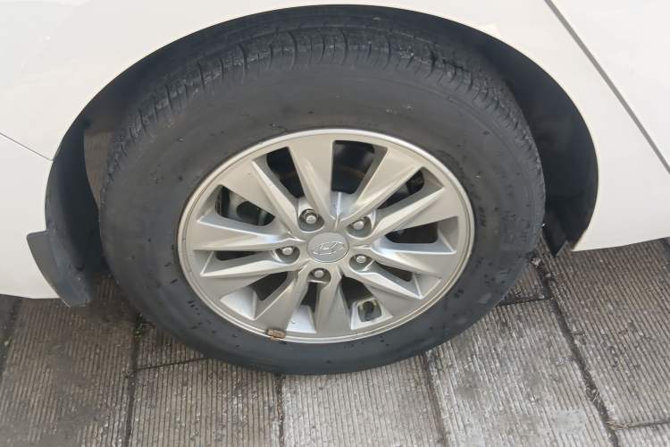 Used Hyundai Celesta 2020 1.6L Automatic GL Enjoyable Edition