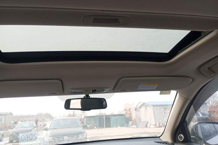 Used Mitsubishi Outlander 2019 2.0L Two-Wheel Drive Comfort Edition 5 Seats China V Standard