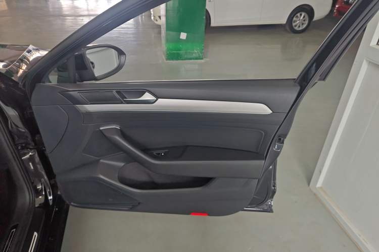 Used Volkswagen Magotan 2020 280TSI DSG Comfort Edition
