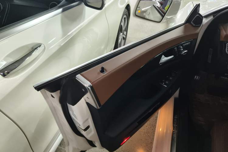 Used Mercedes-Benz CLS 2015 CLS 320
