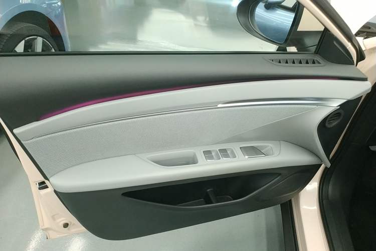 Used XPeng MONA M03 2024 620 with Ultra-Long Range