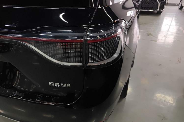 Used Hima AITO M9 2024 Range-Extended Ultra Version 42 kWh 6-Seater Model
