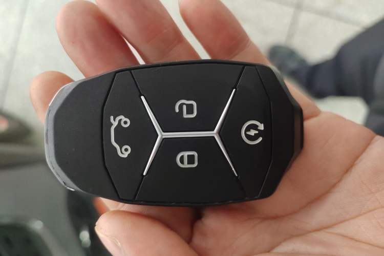 Used Lynk & Co 02 2018 1.5T DCT Two-Wheel Drive Zhaoban China V Standard
