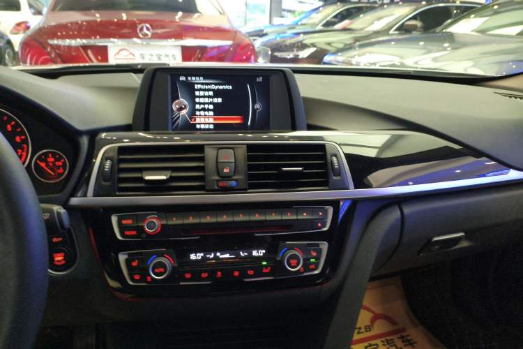 Used BMW 3 Series 2017 320Li xDrive Fashion Model
