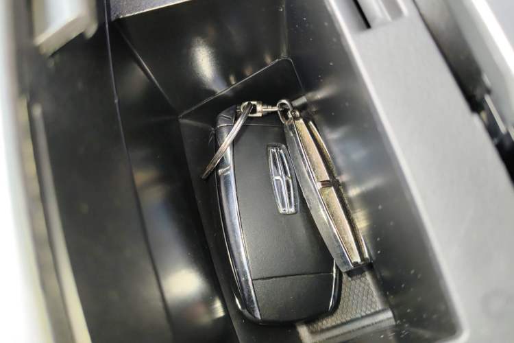 Used Lincoln MKZ 2019 2.0T Luxury Edition China VI Standard
