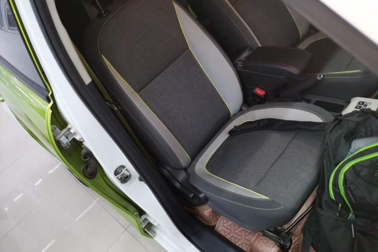 Used ORA Black Cat 2021 301 km Basic Version
