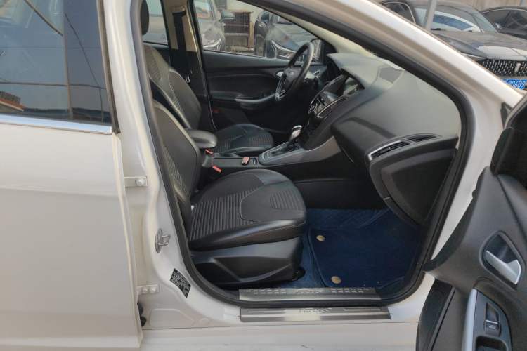 Used Ford Focus 2017 Hatchback EcoBoost 180 Automatic Sport Model
