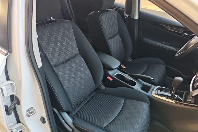 Used Nissan Tiida 2024 1.6L CVT Cool Dynamic Edition
