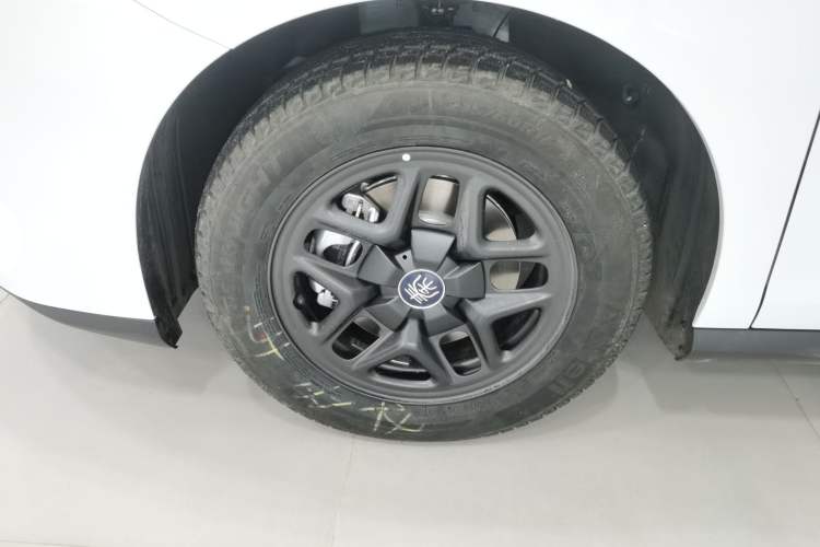 Used BYD Qin PLUS 2025 DM-i Smart Drive 55KM Leading Model
