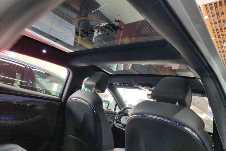 Used VOYAH PASSION 2023 Four-Wheel Drive Flagship Edition