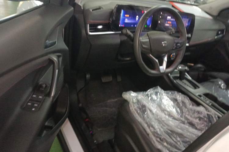 Used Chevrolet Trax 2023 Encore RS 1.5T CVT Cool