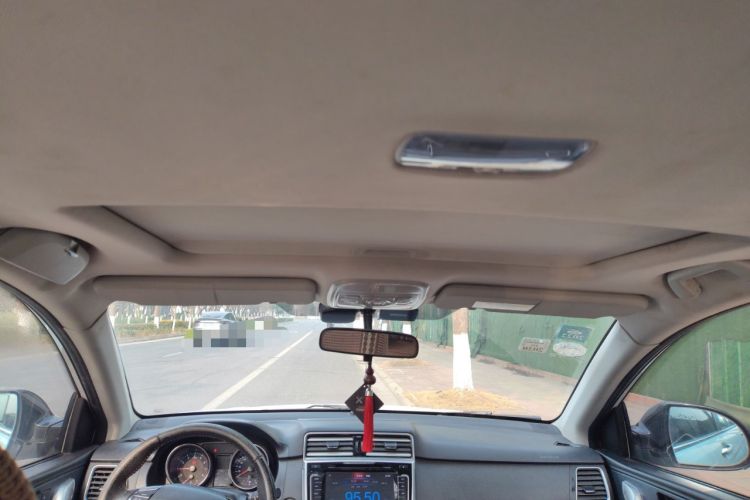 Used Haval H6 2015 Revised Version Sport Edition 1.5T Manual Transmission Two-Wheel Drive Elite Grade
