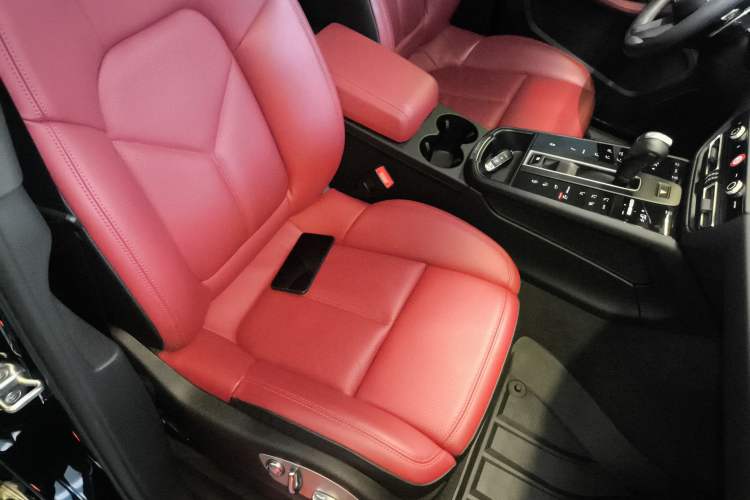 Used Porsche Macan 2023 Macan 2.0T
