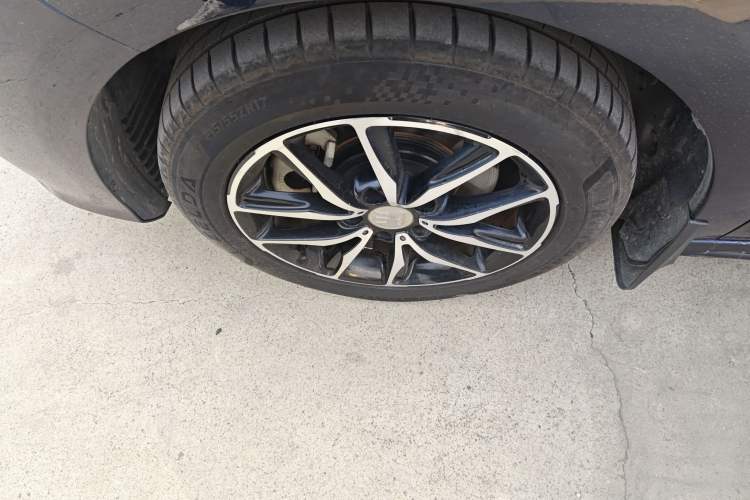 Used BYD Song MAX 2017 1.5T Automatic Smart Connect Prestige 7-Seater